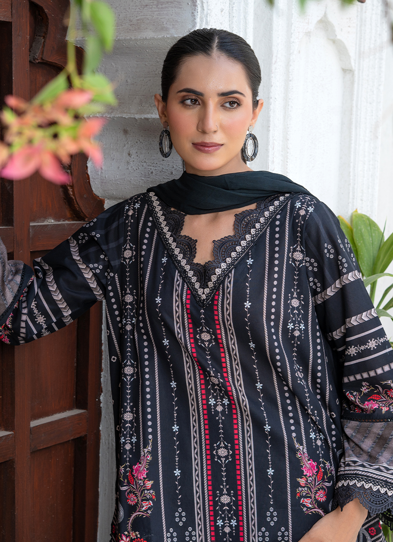 Onyx Bloom 3 PC Unstitched