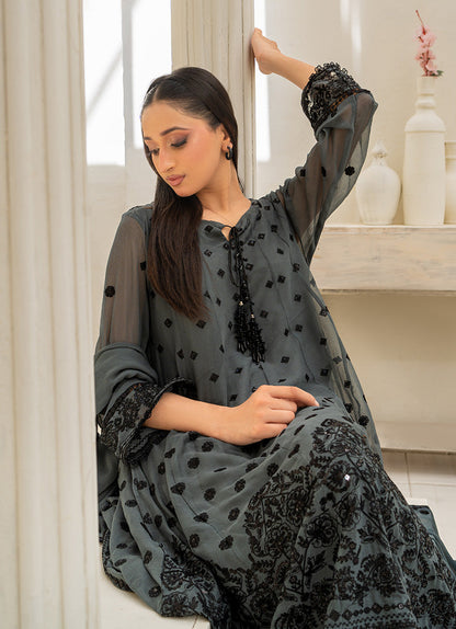 Black Petal 3 PC Set